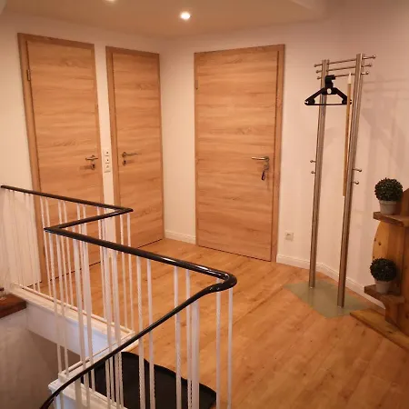 Kutscherhaus * Nagel